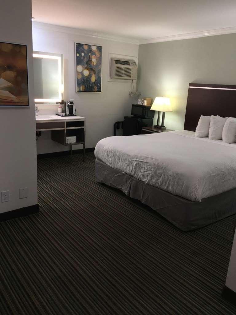 Best Western Courtesy Inn Hotel - Anaheim Resort At The Park Pokoj fotografie