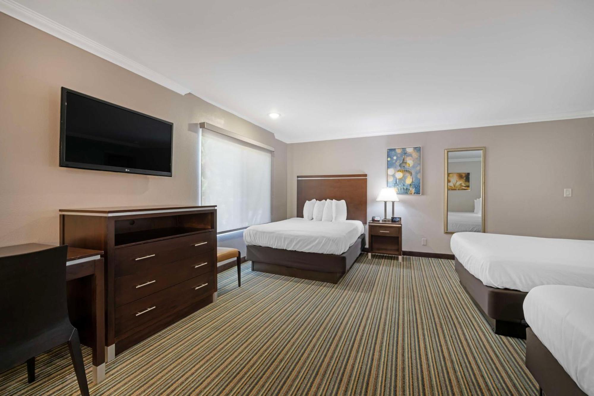 Best Western Courtesy Inn Hotel - Anaheim Resort At The Park Exteriér fotografie