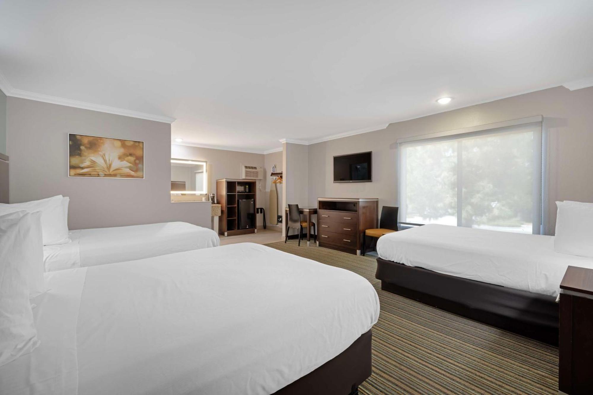 Best Western Courtesy Inn Hotel - Anaheim Resort At The Park Exteriér fotografie