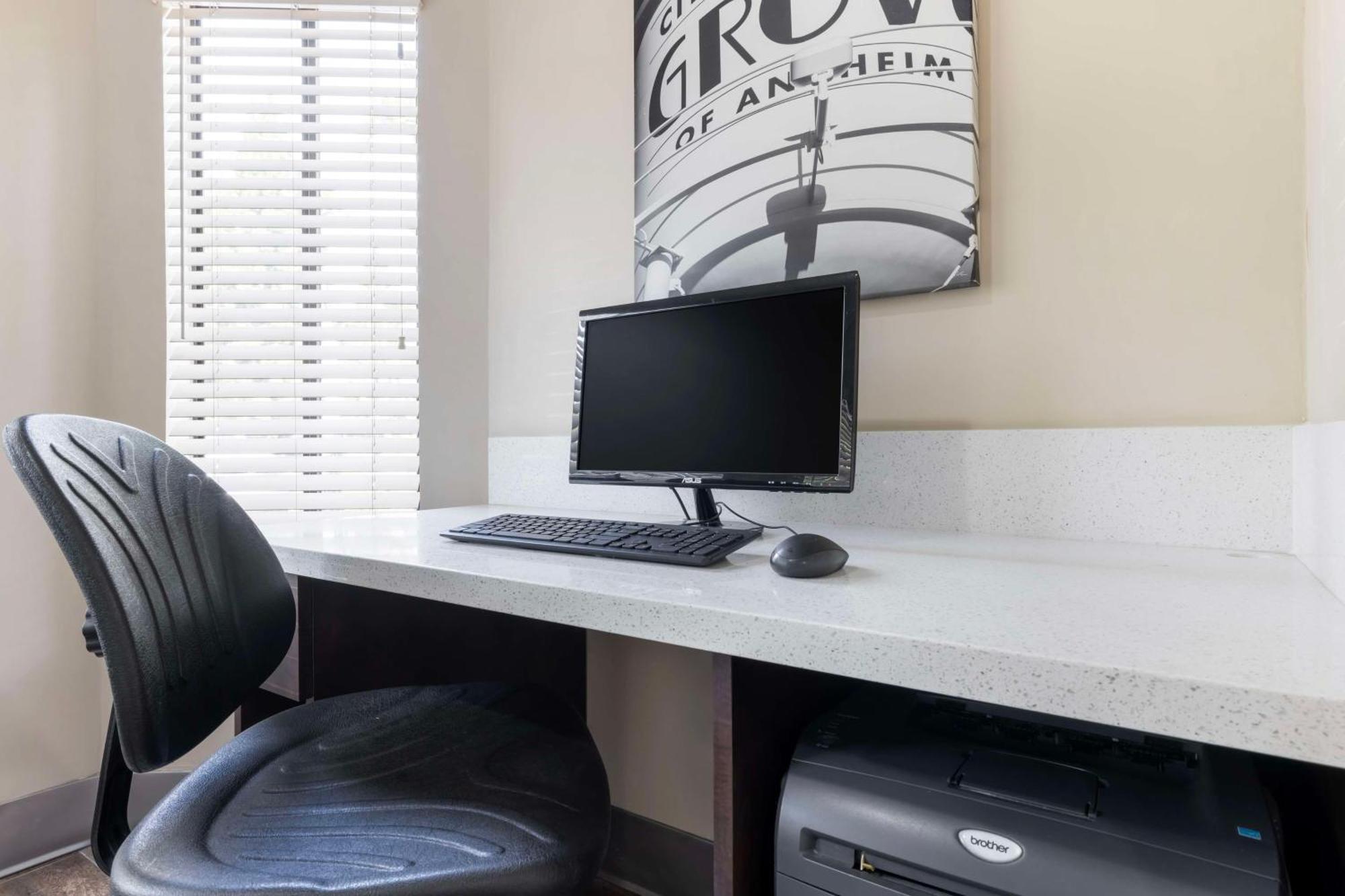 Best Western Courtesy Inn Hotel - Anaheim Resort At The Park Exteriér fotografie