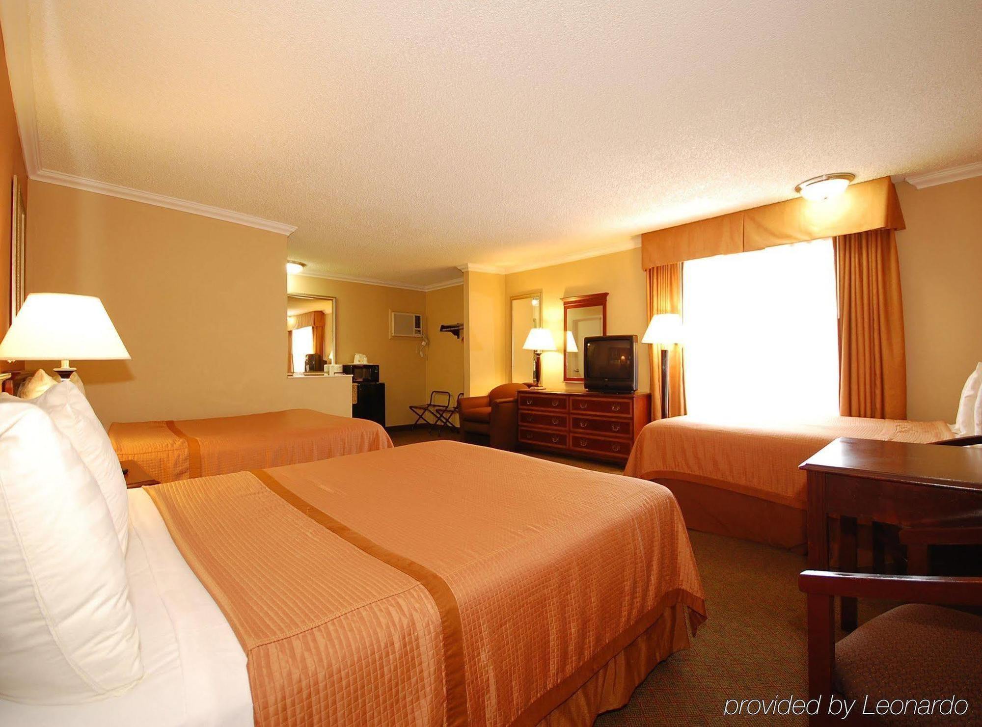Best Western Courtesy Inn Hotel - Anaheim Resort At The Park Pokoj fotografie